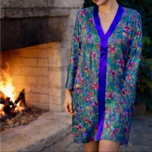 Victoria Secret Vintage Gold Label Purple Floral Paisley Night Shirt sz M/L